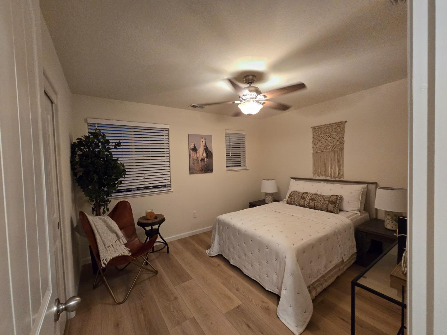 Detail Gallery Image 11 of 15 For 824 Fargo St, Stockton,  CA 95204 - 5 Beds | 3 Baths