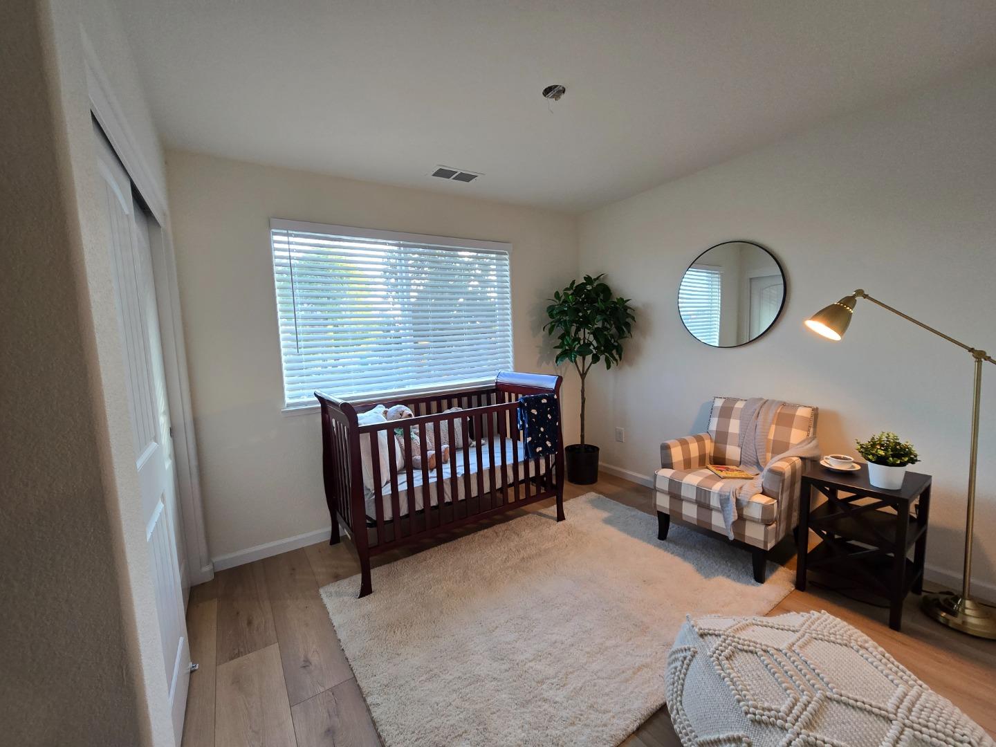 Detail Gallery Image 12 of 15 For 824 Fargo St, Stockton,  CA 95204 - 5 Beds | 3 Baths