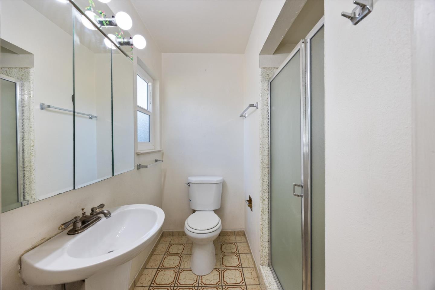 Detail Gallery Image 19 of 34 For 8420 Lakeland Dr, Granite Bay,  CA 95746 - 3 Beds | 2 Baths