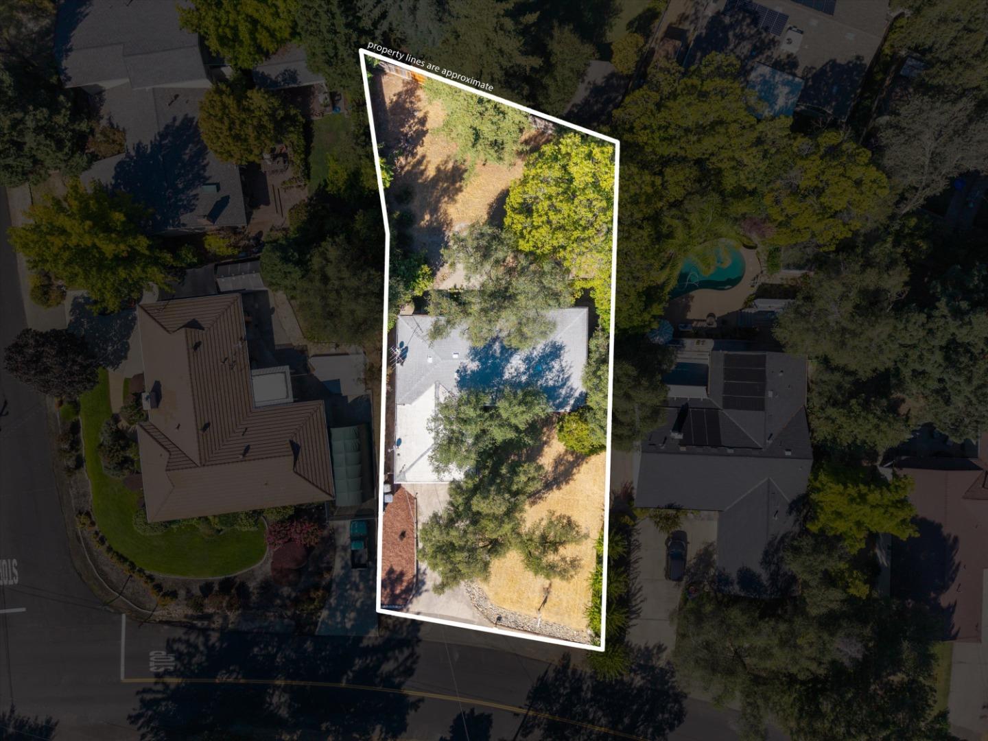 Detail Gallery Image 25 of 34 For 8420 Lakeland Dr, Granite Bay,  CA 95746 - 3 Beds | 2 Baths