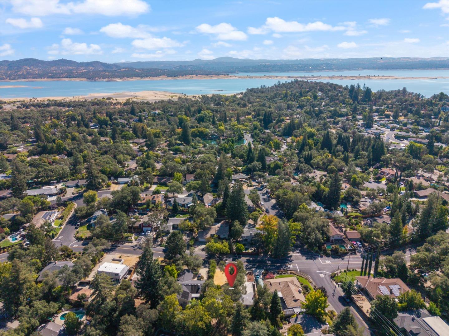 Detail Gallery Image 27 of 34 For 8420 Lakeland Dr, Granite Bay,  CA 95746 - 3 Beds | 2 Baths