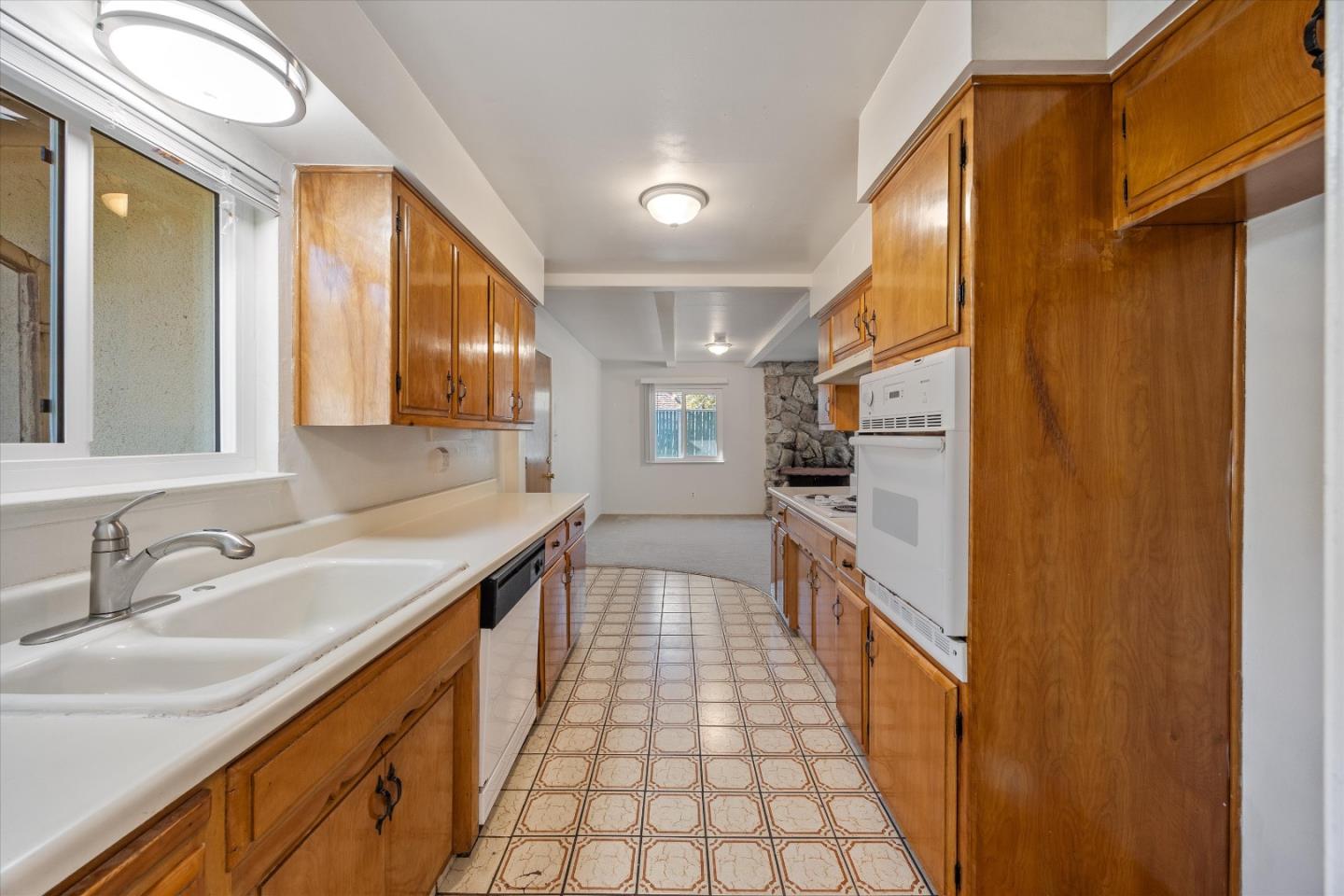 Detail Gallery Image 5 of 34 For 8420 Lakeland Dr, Granite Bay,  CA 95746 - 3 Beds | 2 Baths