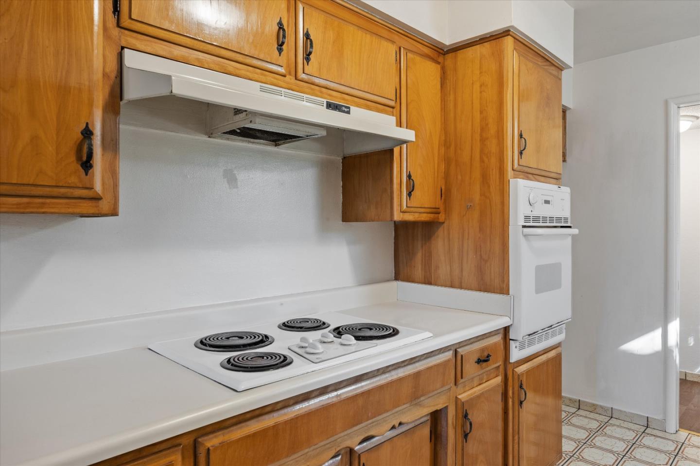 Detail Gallery Image 7 of 34 For 8420 Lakeland Dr, Granite Bay,  CA 95746 - 3 Beds | 2 Baths