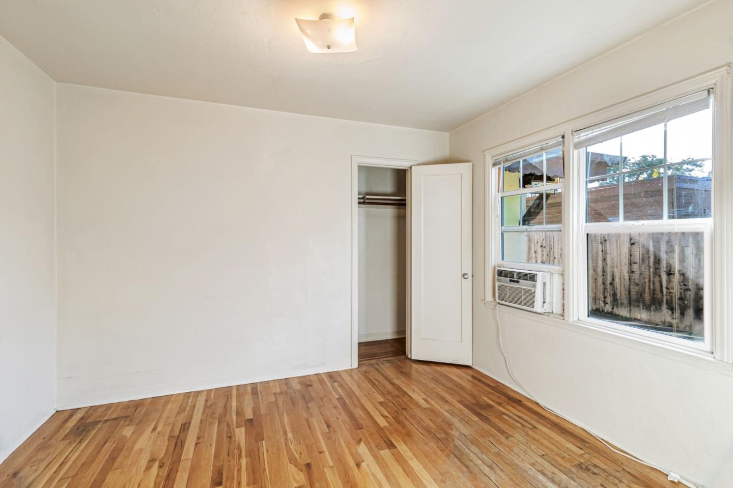 Detail Gallery Image 8 of 12 For 718 N 16th St, San Jose,  CA 95112 - – Beds | – Baths