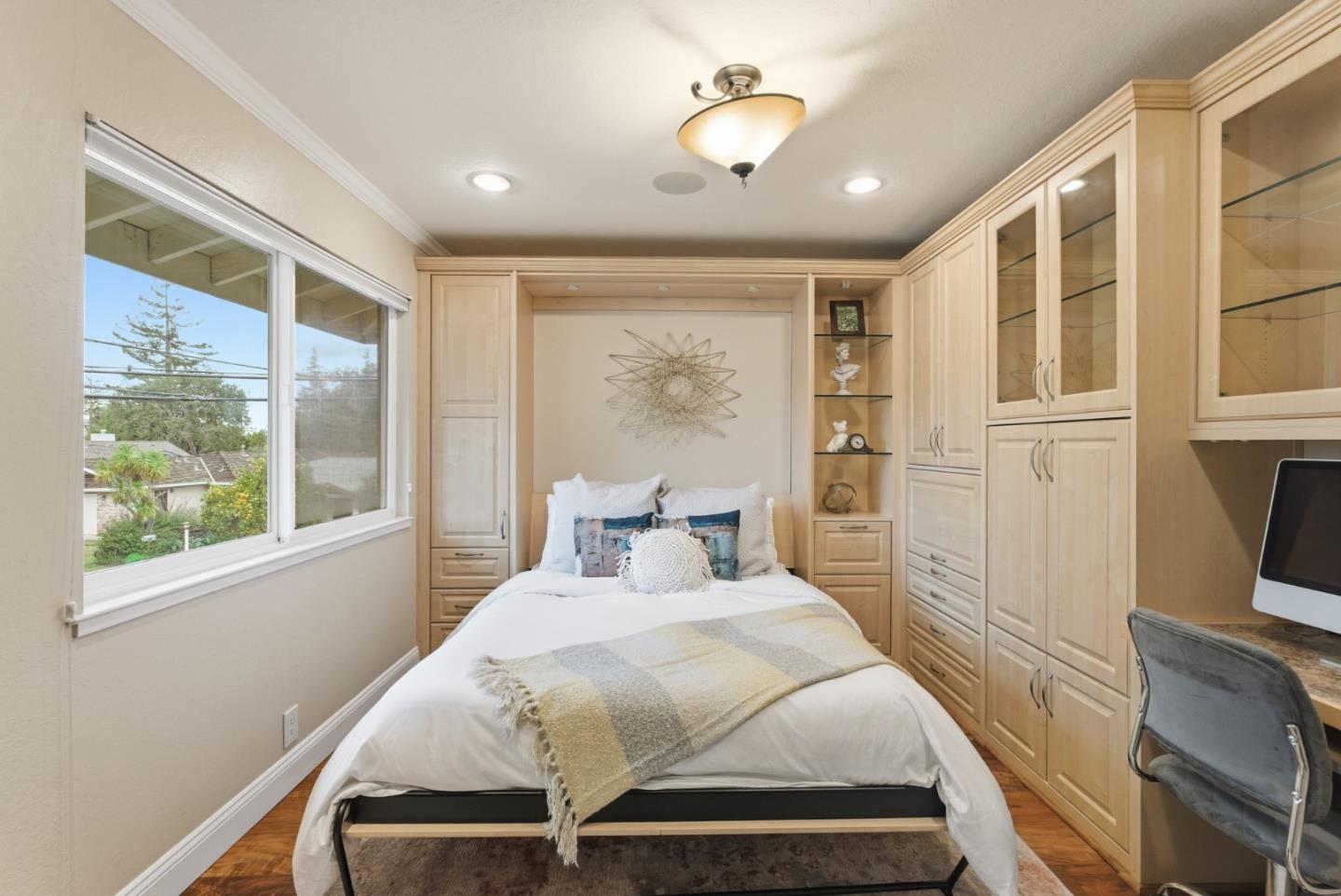 Detail Gallery Image 18 of 40 For 130 Lyell St, Los Altos,  CA 94022 - 3 Beds | 2 Baths