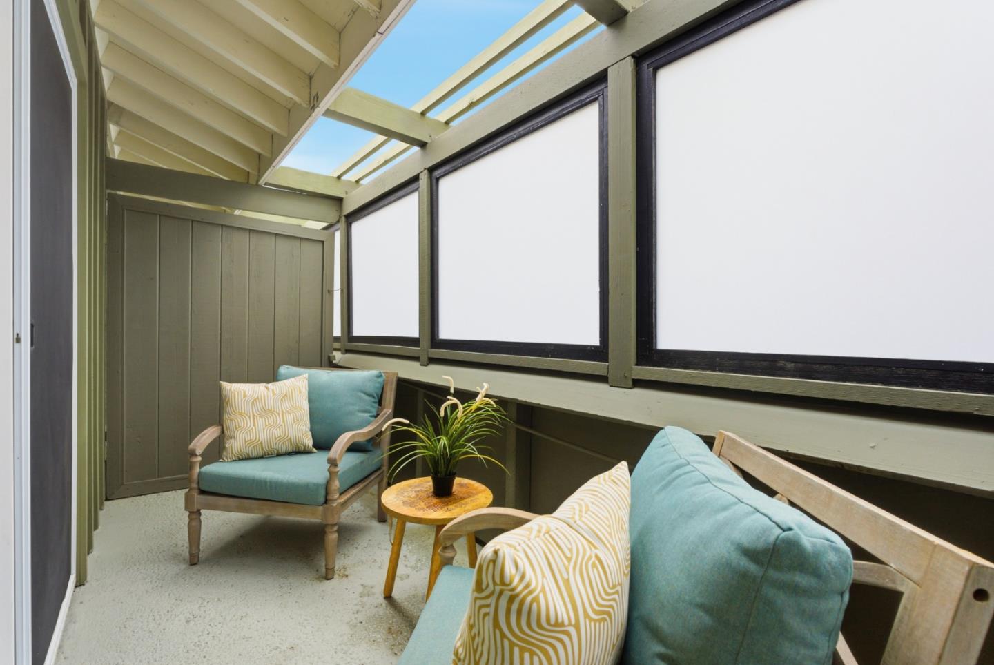 Detail Gallery Image 27 of 40 For 130 Lyell St, Los Altos,  CA 94022 - 3 Beds | 2 Baths