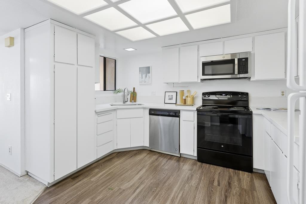 Detail Gallery Image 13 of 37 For 3863 Milton Ter, Fremont,  CA 94555 - 2 Beds | 2 Baths