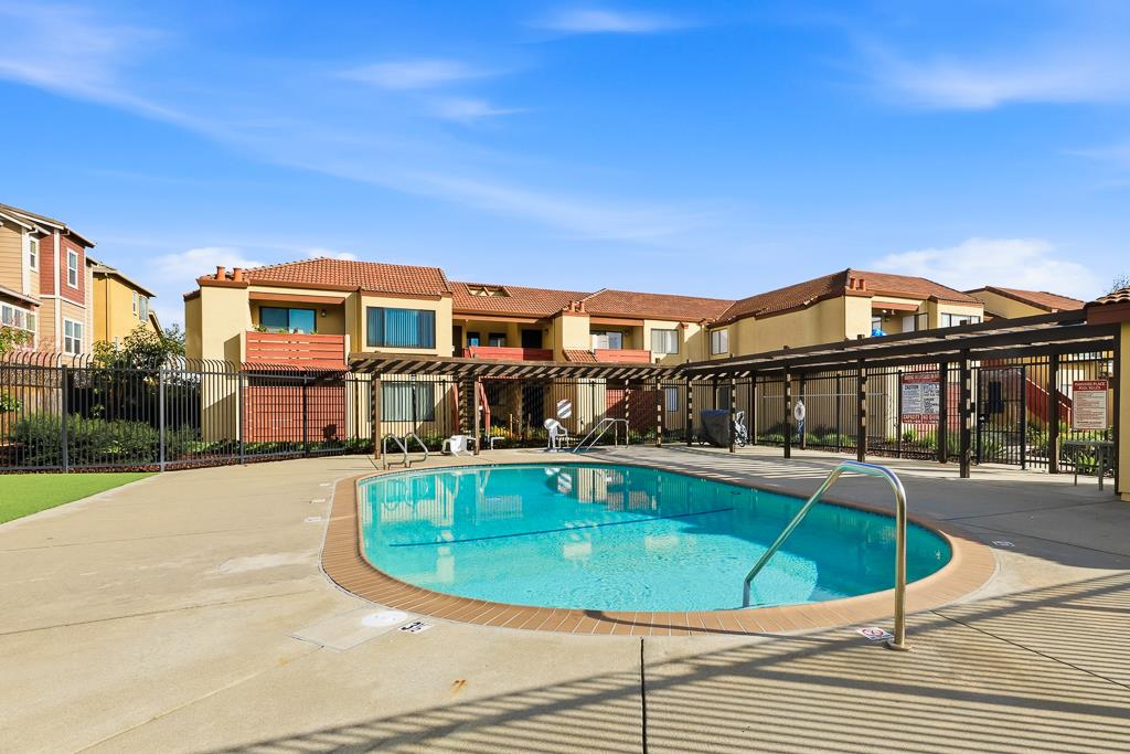 Detail Gallery Image 35 of 37 For 3863 Milton Ter, Fremont,  CA 94555 - 2 Beds | 2 Baths