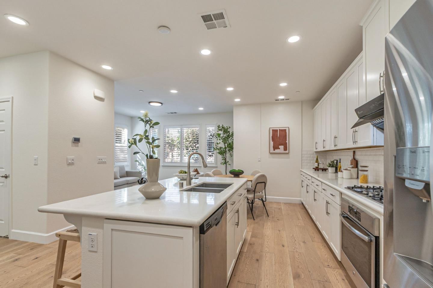 Photo #12: ML82030466 Listing: Photo #12