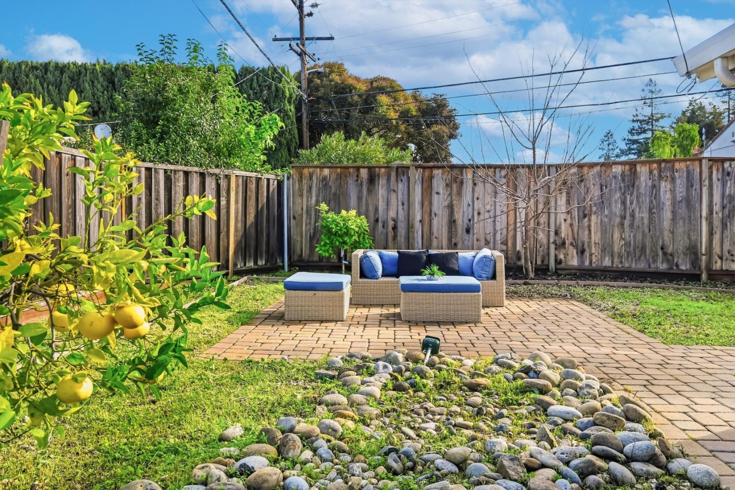 Detail Gallery Image 33 of 41 For 984 Fairwood Ave, Sunnyvale,  CA 94089 - 3 Beds | 2 Baths