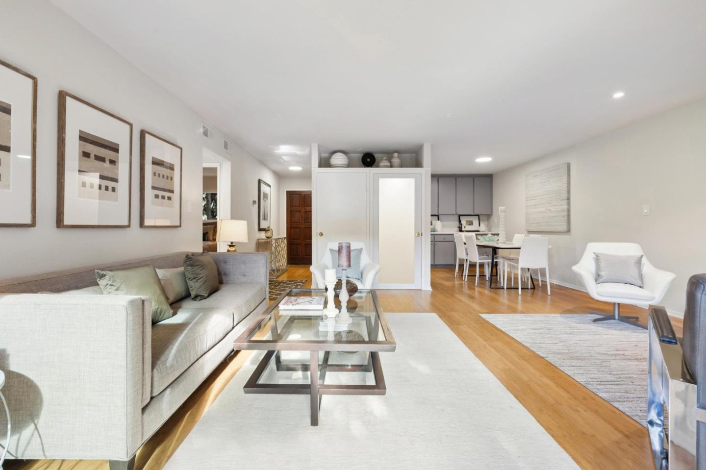 Front Image Thumbnail for ML82030469