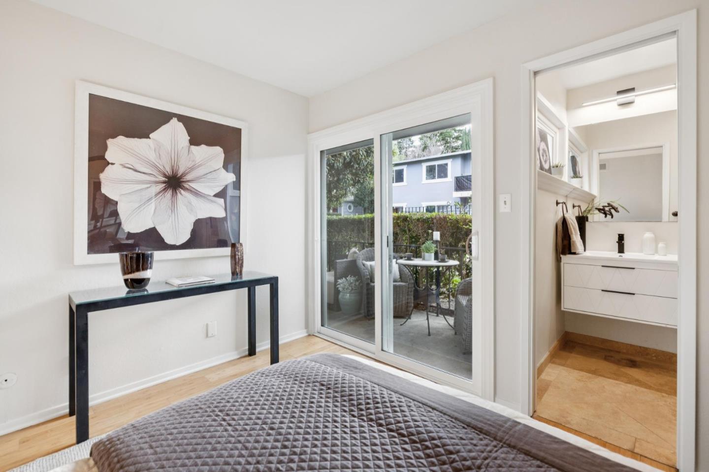 Detail Gallery Image 28 of 33 For 453 N Rengstorff Ave #17,  Mountain View,  CA 94043 - 2 Beds | 2 Baths