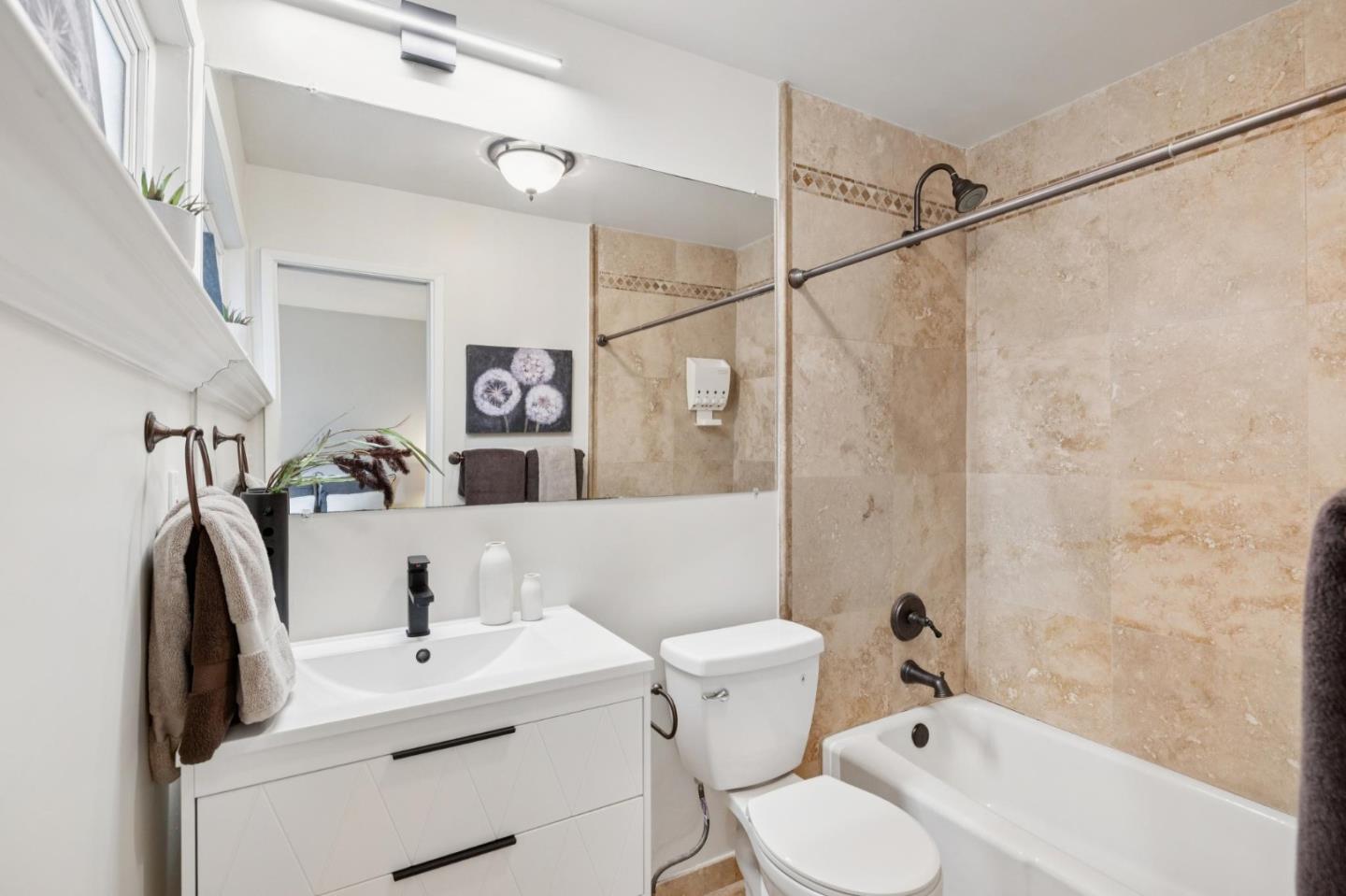 Detail Gallery Image 29 of 33 For 453 N Rengstorff Ave #17,  Mountain View,  CA 94043 - 2 Beds | 2 Baths