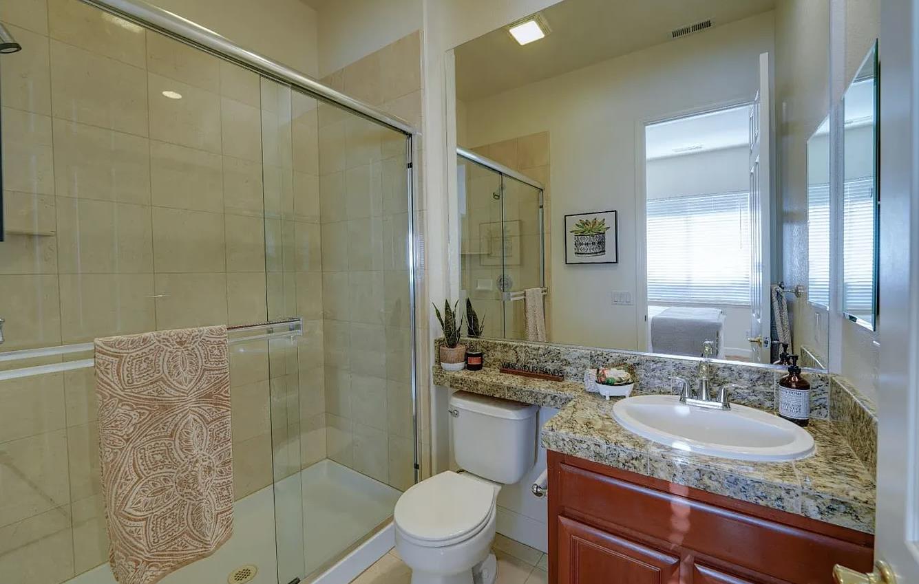 Detail Gallery Image 15 of 32 For 7440 Carnoustie Ct, Gilroy,  CA 95020 - 6 Beds | 5/1 Baths