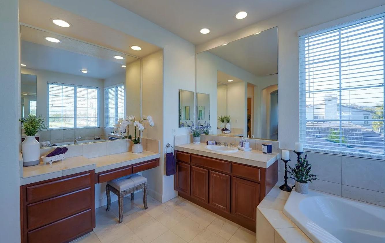 Detail Gallery Image 20 of 32 For 7440 Carnoustie Ct, Gilroy,  CA 95020 - 6 Beds | 5/1 Baths