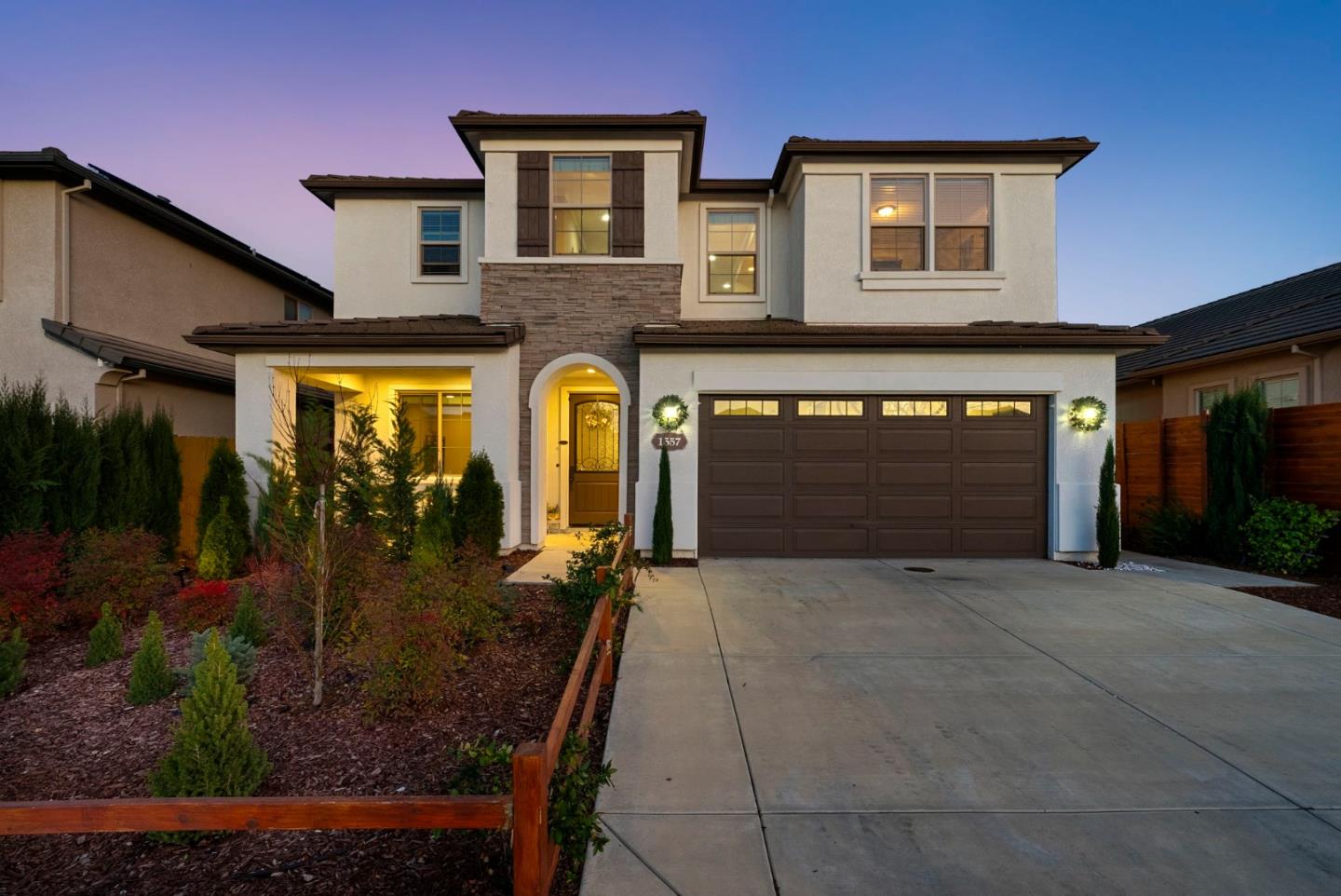 Front Image Thumbnail for ML82030472