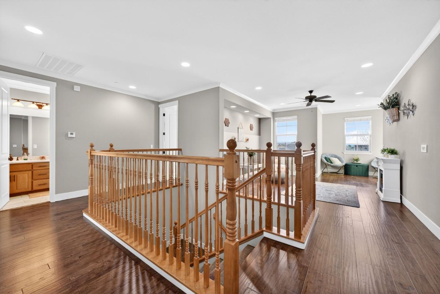 Detail Gallery Image 24 of 60 For 1557 Santana Ranch Dr, Hollister,  CA 95023 - 4 Beds | 3 Baths