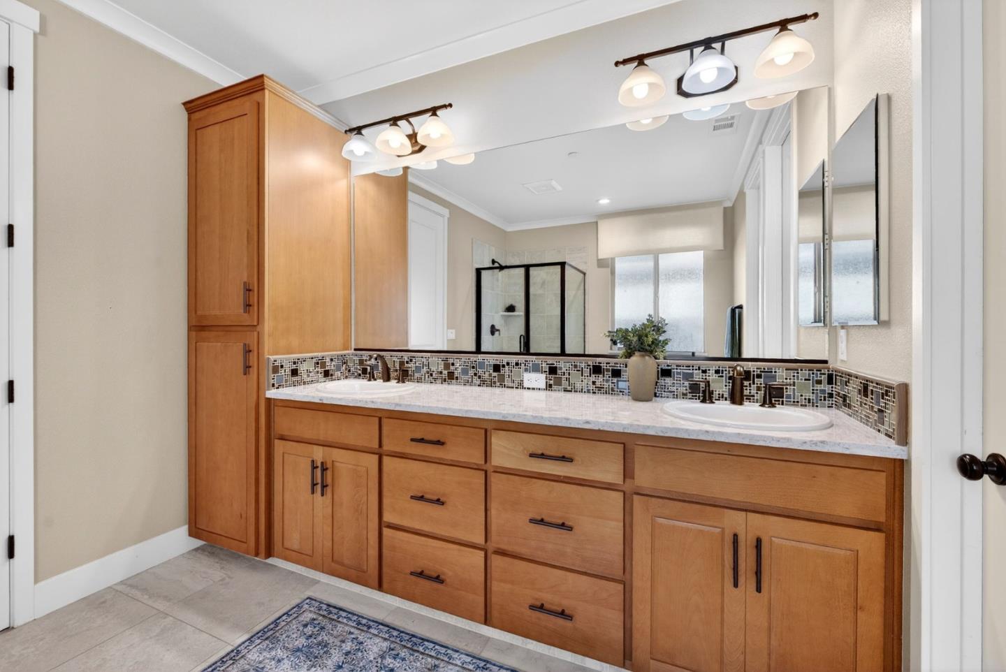 Detail Gallery Image 31 of 60 For 1557 Santana Ranch Dr, Hollister,  CA 95023 - 4 Beds | 3 Baths