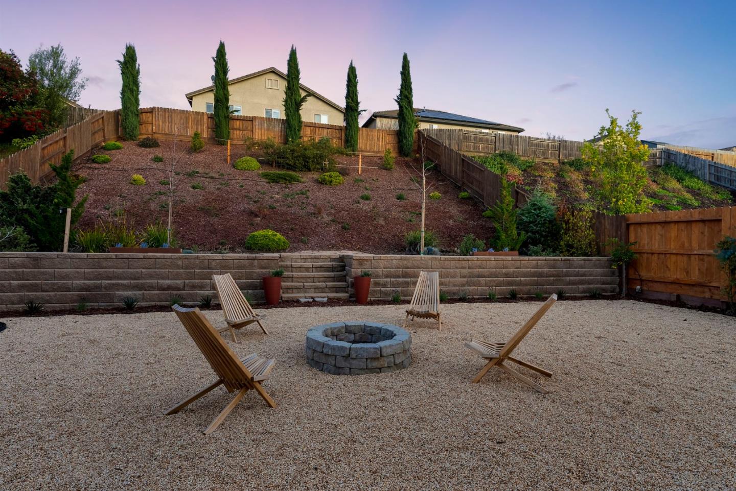 Detail Gallery Image 43 of 60 For 1557 Santana Ranch Dr, Hollister,  CA 95023 - 4 Beds | 3 Baths