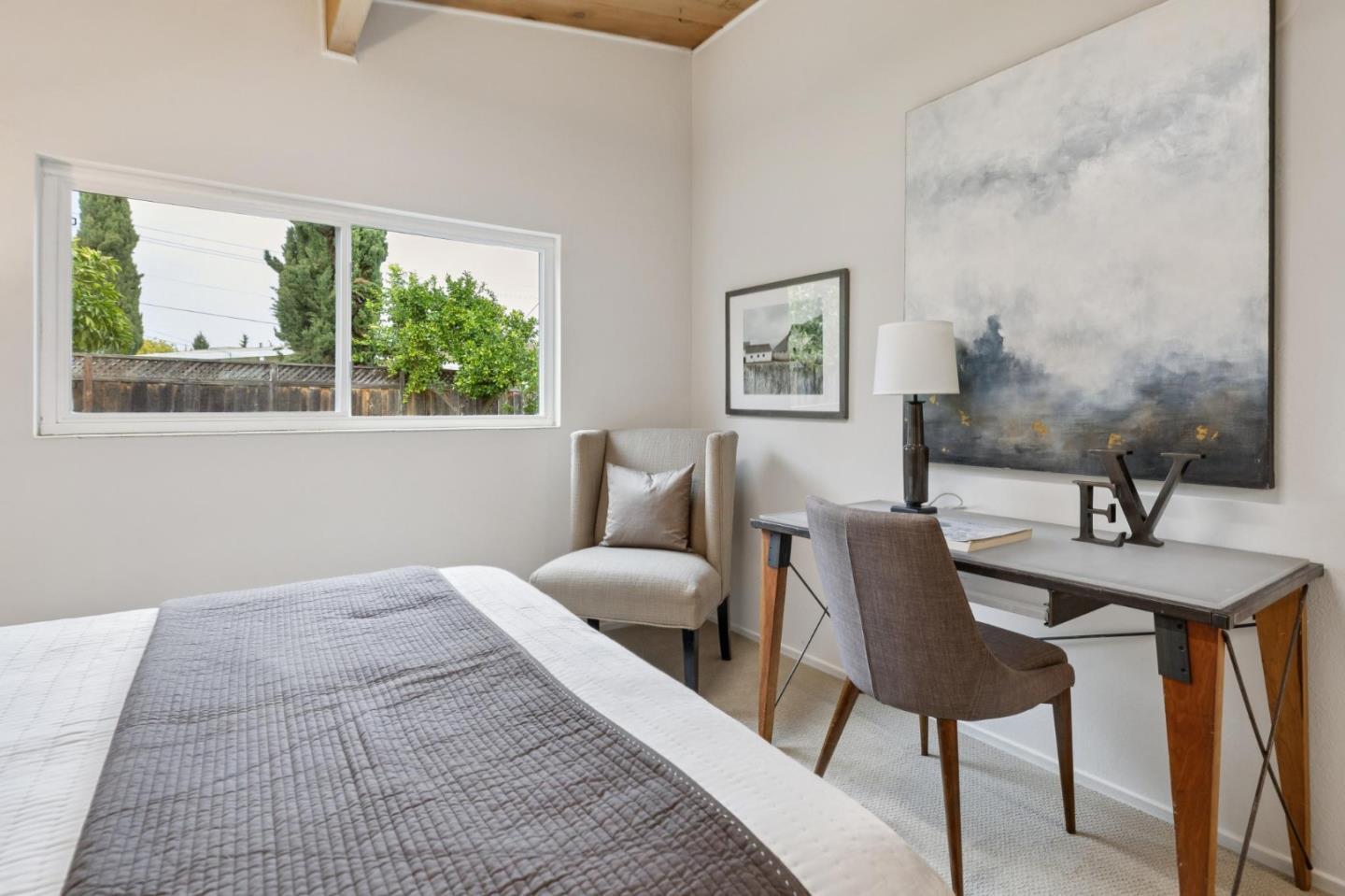 Detail Gallery Image 26 of 44 For 810 Emily Dr, Mountain View,  CA 94043 - 3 Beds | 1 Baths