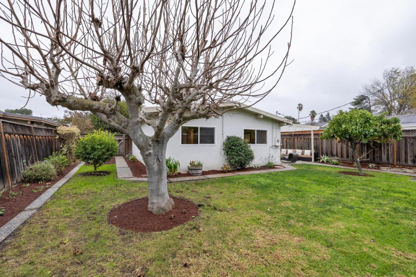 Detail Gallery Image 43 of 44 For 810 Emily Dr, Mountain View,  CA 94043 - 3 Beds | 1 Baths