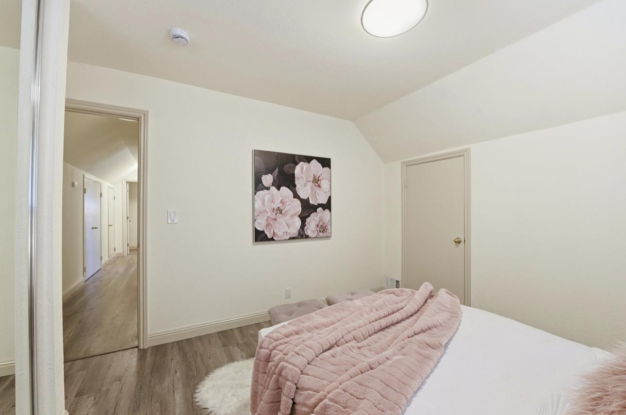 Detail Gallery Image 21 of 38 For 1256 Hillsdale Ave, San Jose,  CA 95118 - 4 Beds | 3 Baths