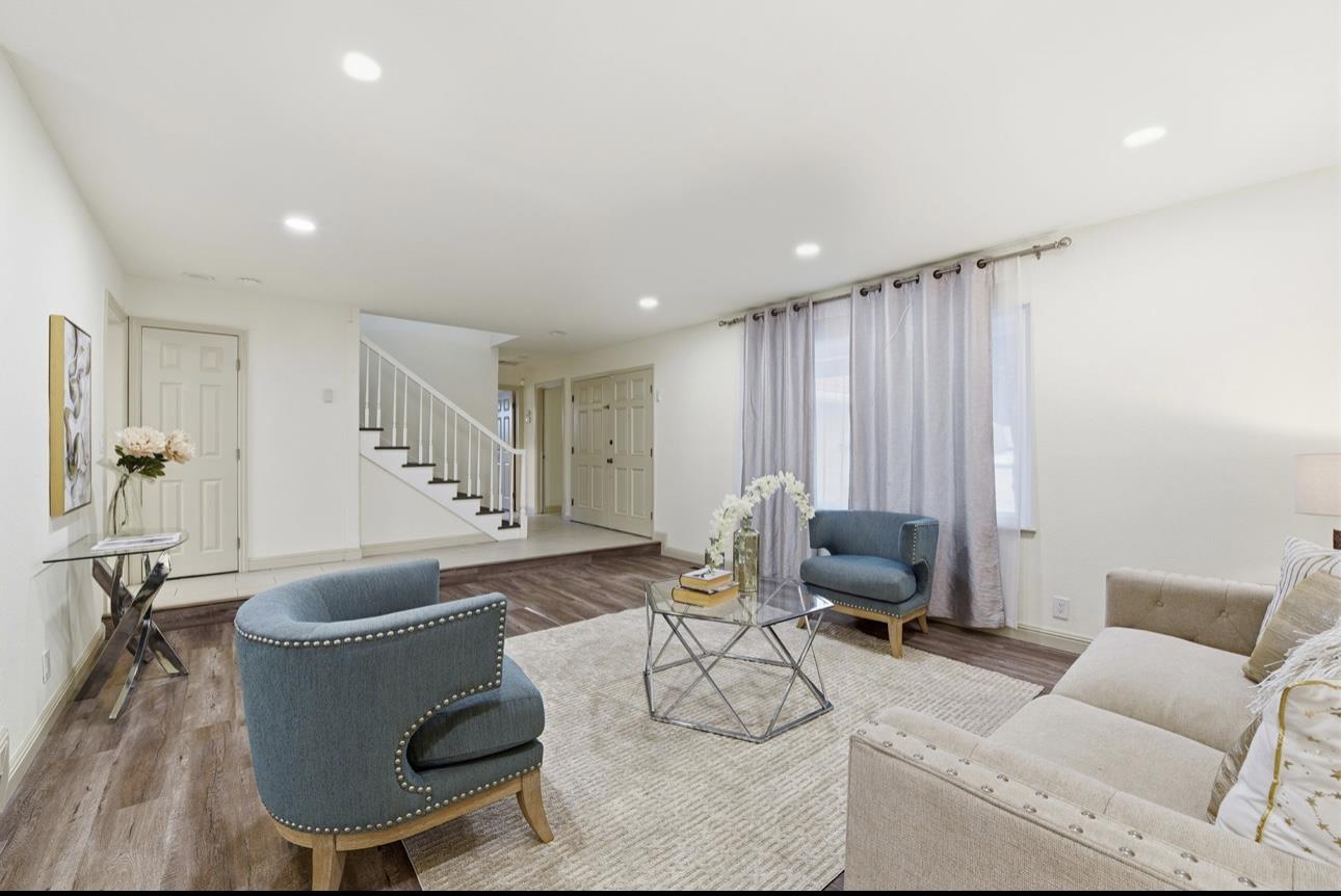 Detail Gallery Image 7 of 38 For 1256 Hillsdale Ave, San Jose,  CA 95118 - 4 Beds | 3 Baths