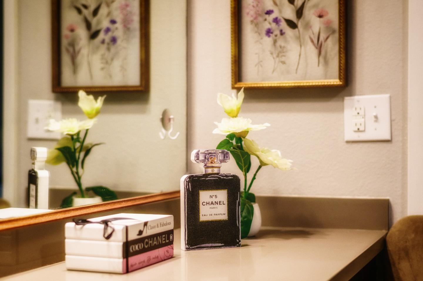 Detail Gallery Image 24 of 68 For 6148 Shelter Creek Ln, San Bruno,  CA 94066 - 1 Beds | 1 Baths