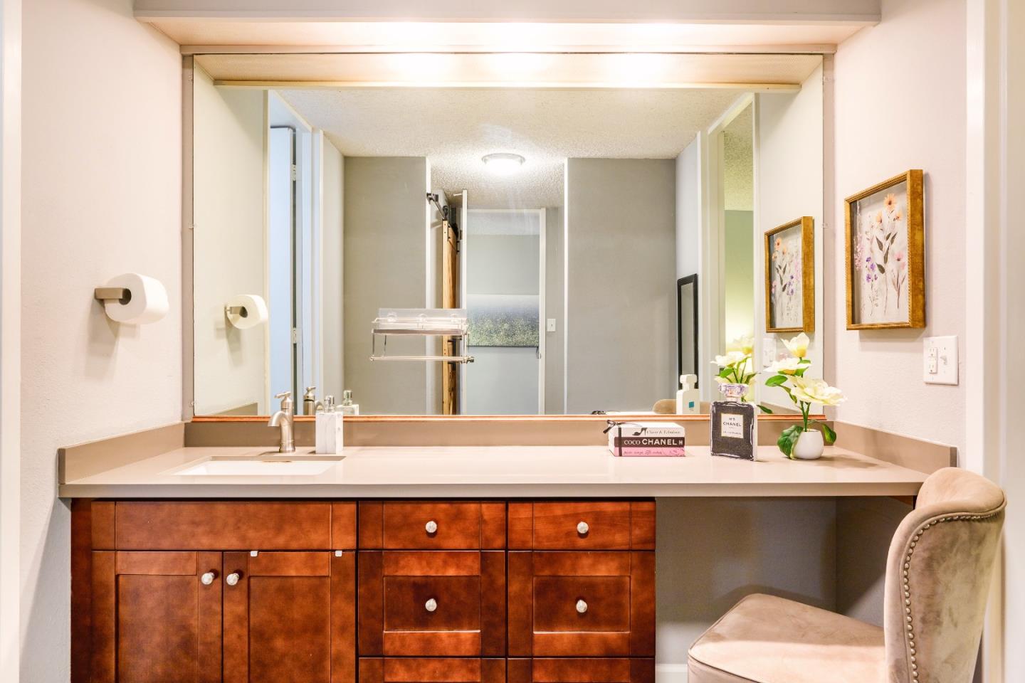 Detail Gallery Image 40 of 68 For 6148 Shelter Creek Ln, San Bruno,  CA 94066 - 1 Beds | 1 Baths