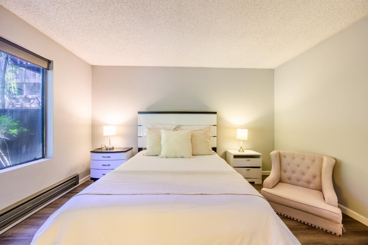 Detail Gallery Image 8 of 68 For 6148 Shelter Creek Ln, San Bruno,  CA 94066 - 1 Beds | 1 Baths