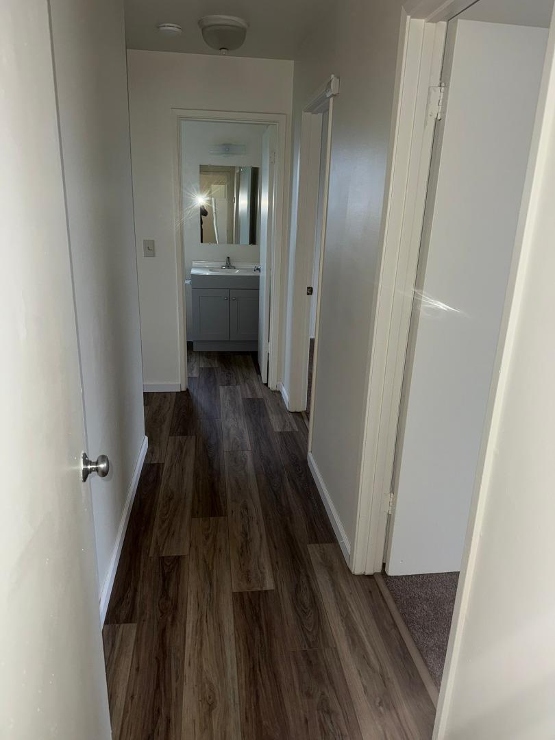 Detail Gallery Image 7 of 19 For 18650 Swaner Ave, Salinas,  CA 93906 - 3 Beds | 2 Baths