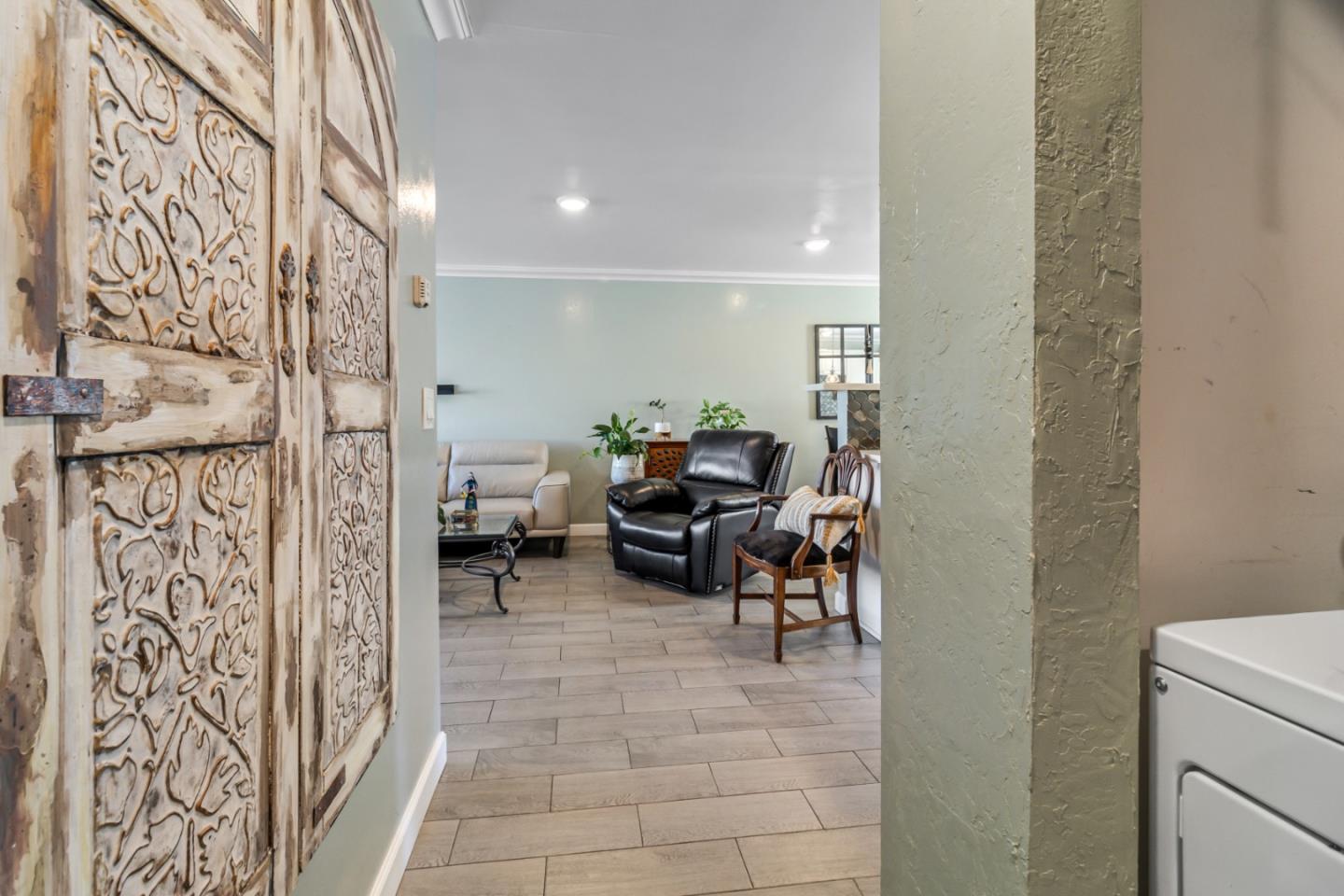 Detail Gallery Image 18 of 29 For 1667 Klamath Dr, Salinas,  CA 93906 - 4 Beds | 2 Baths