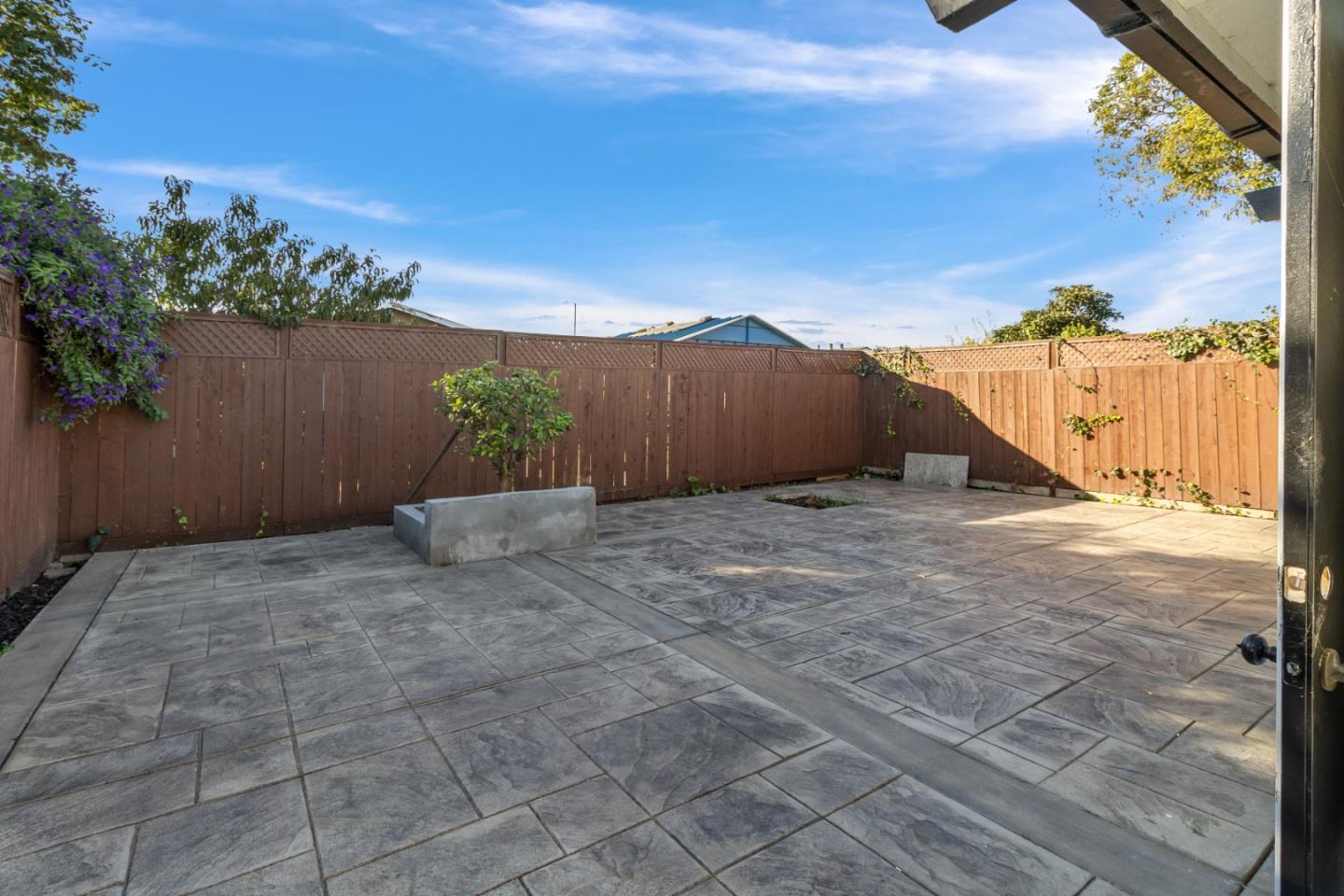 Detail Gallery Image 23 of 29 For 1667 Klamath Dr, Salinas,  CA 93906 - 4 Beds | 2 Baths