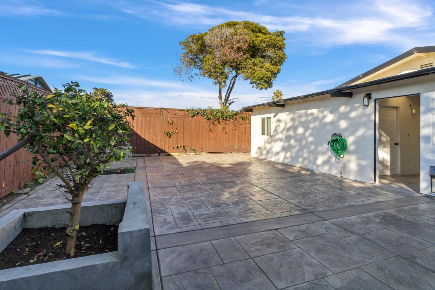 Detail Gallery Image 24 of 29 For 1667 Klamath Dr, Salinas,  CA 93906 - 4 Beds | 2 Baths