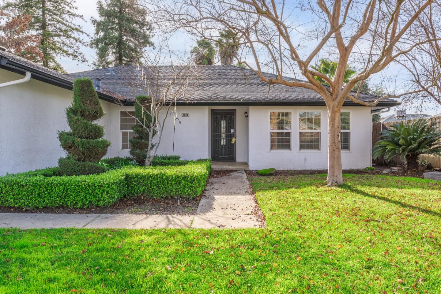 Detail Gallery Image 3 of 27 For 2820 Driftwood Dr, Madera,  CA 93637 - 4 Beds | 2 Baths