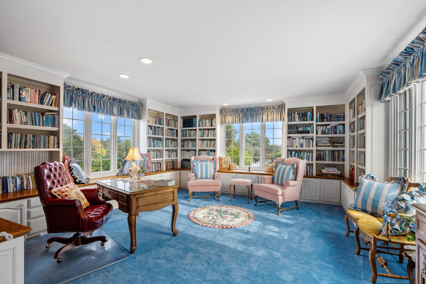 Detail Gallery Image 10 of 45 For 22 Hollins Dr, Santa Cruz,  CA 95060 - 4 Beds | 4 Baths