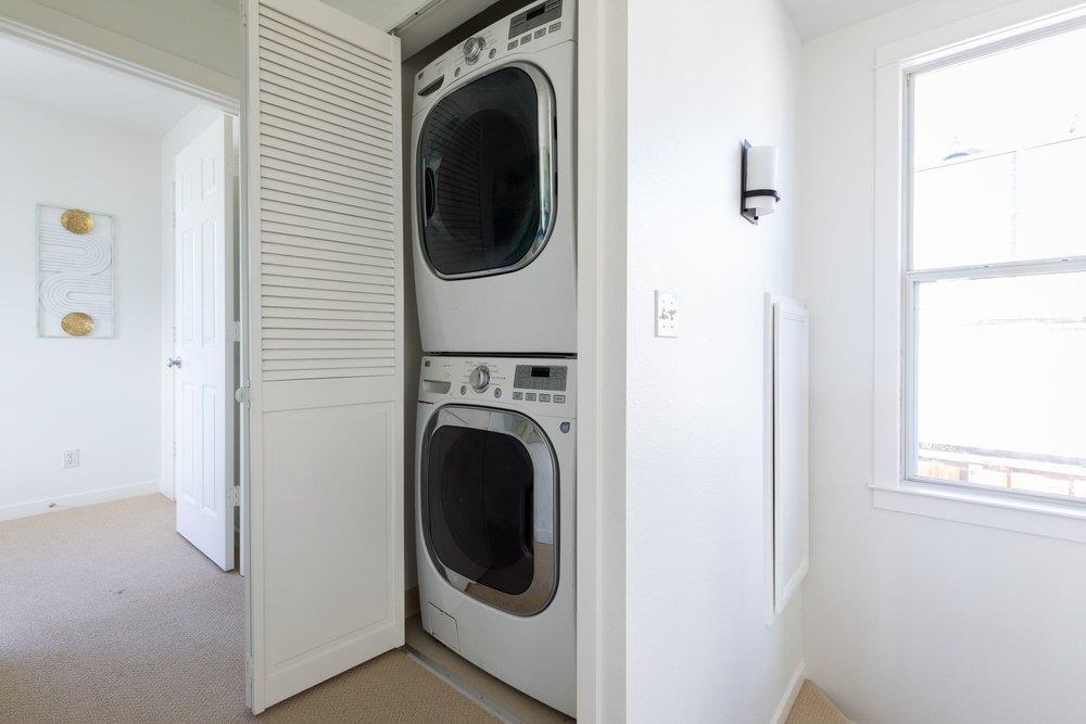 Detail Gallery Image 17 of 22 For 205 Roosevelt Ter, Santa Cruz,  CA 95060 - 2 Beds | 1/1 Baths