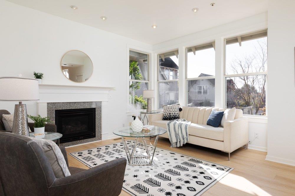 Detail Gallery Image 4 of 22 For 205 Roosevelt Ter, Santa Cruz,  CA 95060 - 2 Beds | 1/1 Baths