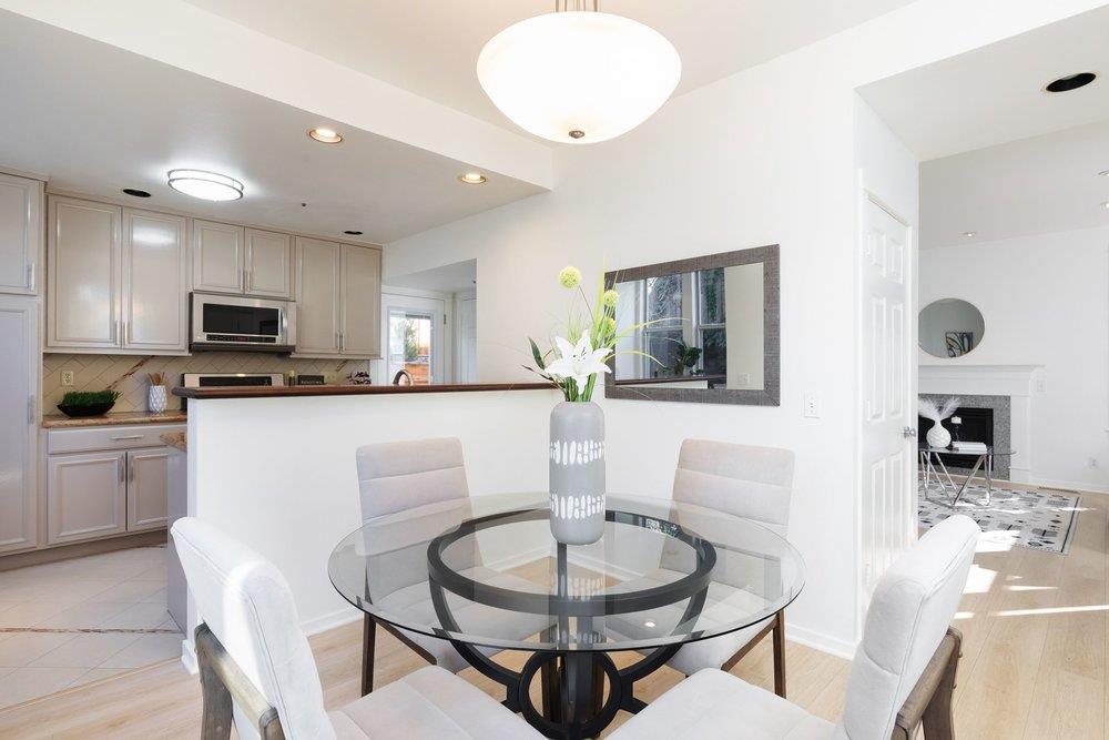 Detail Gallery Image 7 of 22 For 205 Roosevelt Ter, Santa Cruz,  CA 95060 - 2 Beds | 1/1 Baths