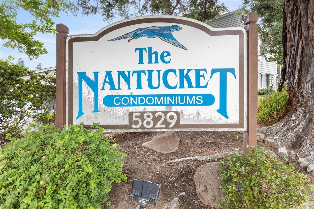 Detail Gallery Image 3 of 27 For 5829 San Juan Ave #5,  Citrus Heights,  CA 95610 - 2 Beds | 1/1 Baths