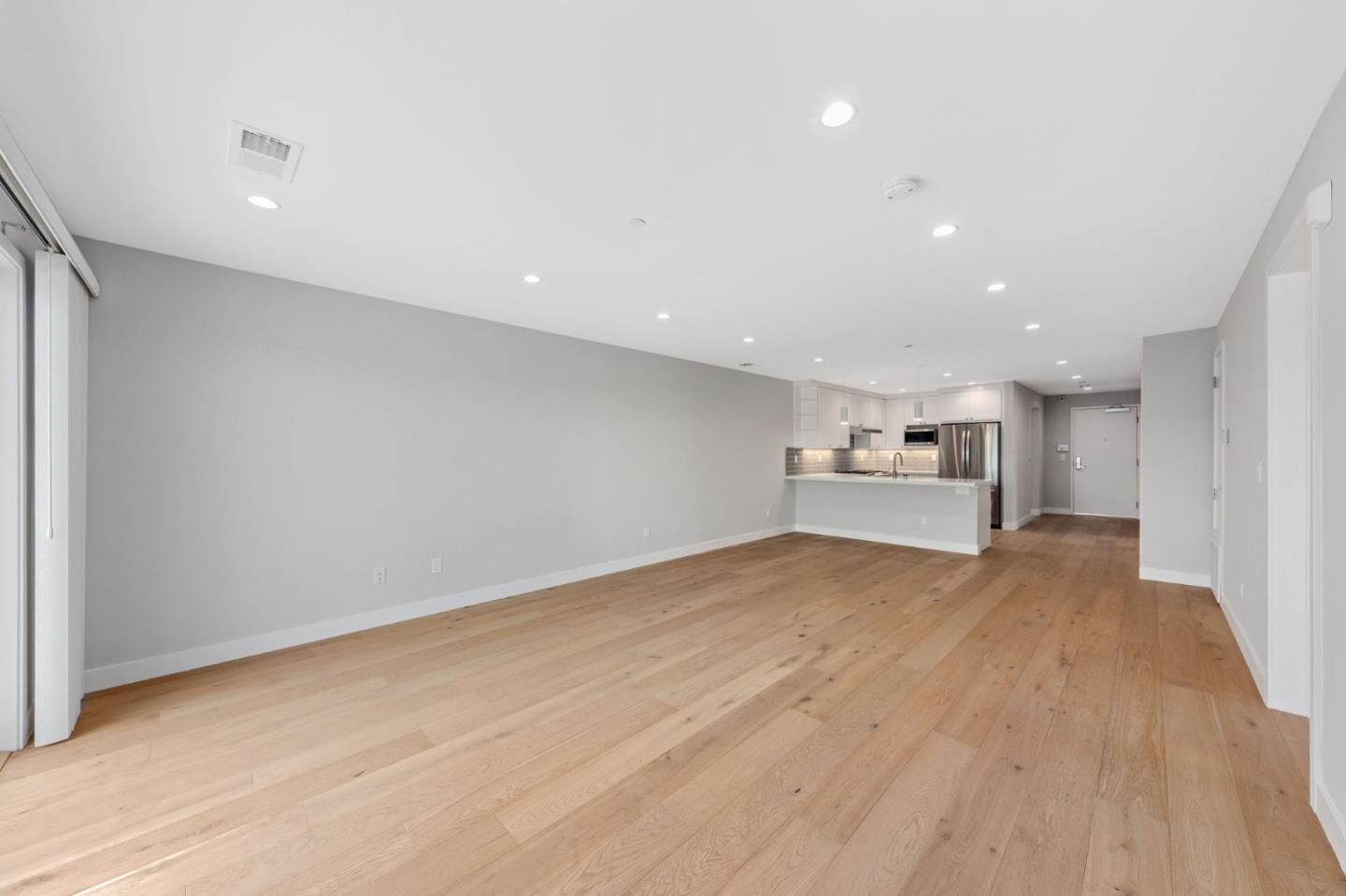 Detail Gallery Image 5 of 17 For 30 Hermosa Ave #301,  Millbrae,  CA 94030 - 2 Beds | 2 Baths