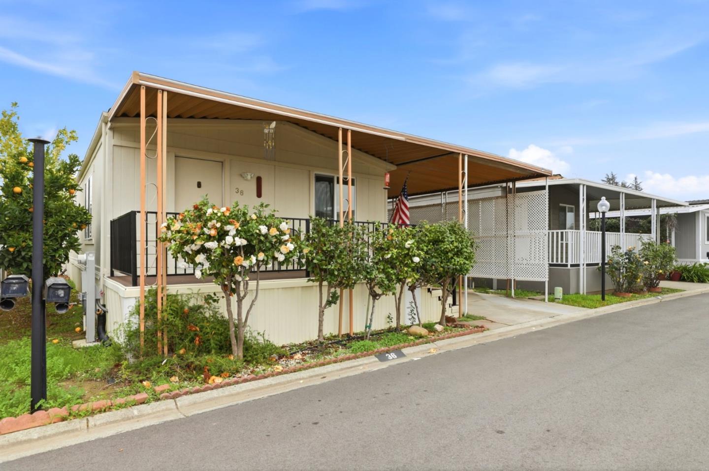 Detail Gallery Image 3 of 24 For 275 Burnett #36,  Morgan Hill,  CA 95037 - 2 Beds | 2 Baths