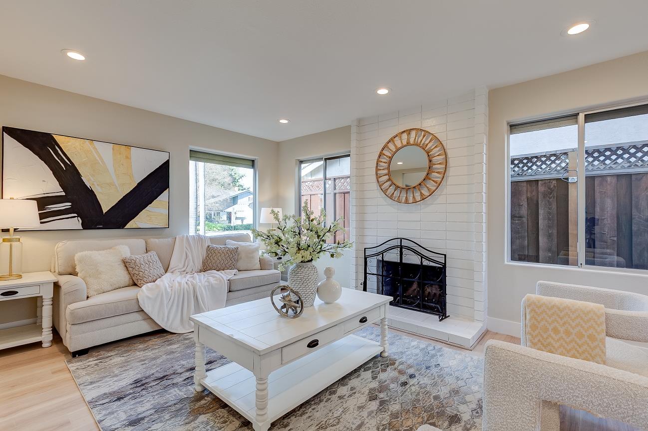 Detail Gallery Image 4 of 32 For 6582 San Ignacio Ave, San Jose,  CA 95119 - 4 Beds | 2/1 Baths