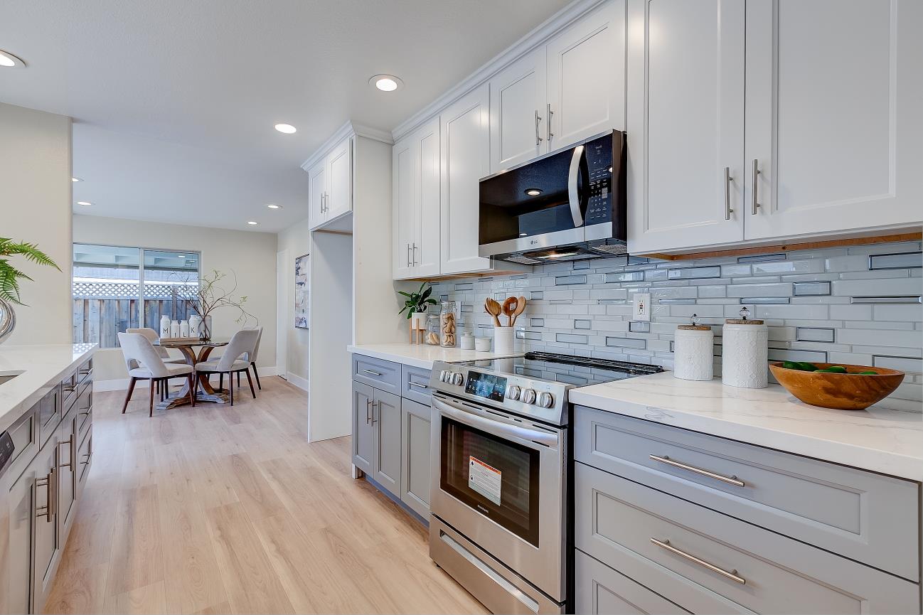 Detail Gallery Image 9 of 32 For 6582 San Ignacio Ave, San Jose,  CA 95119 - 4 Beds | 2/1 Baths