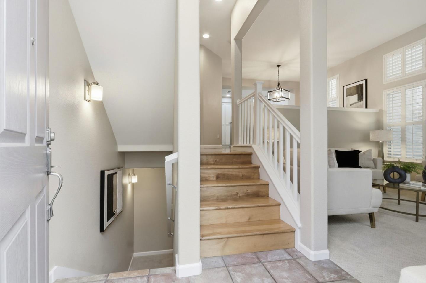 Detail Gallery Image 7 of 50 For 354 Heritage View Ter, San Jose,  CA 95125 - 2 Beds | 2/1 Baths