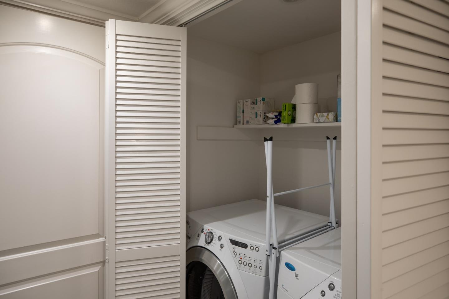 Detail Gallery Image 9 of 15 For 101 2nd St #2,  Los Altos,  CA 94022 - 1 Beds | 1 Baths