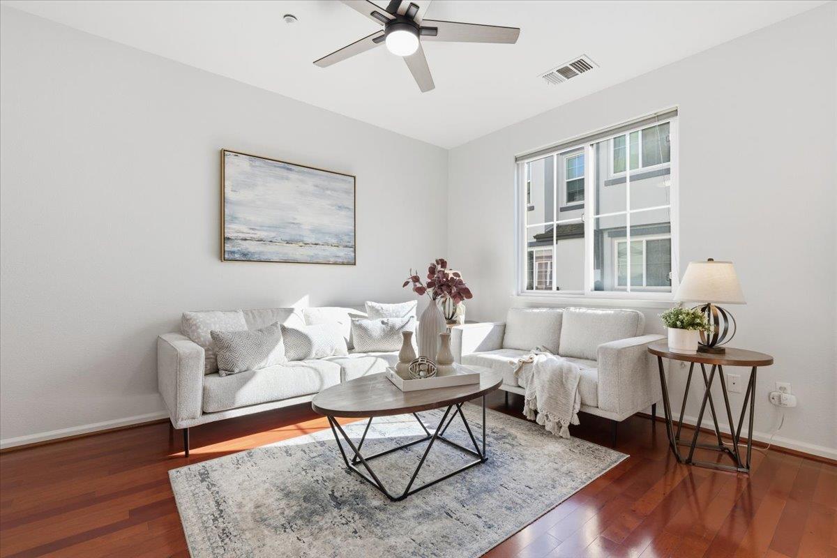 Detail Gallery Image 15 of 44 For 8831 Oliver Pl, Dublin,  CA 94568 - 4 Beds | 2/1 Baths