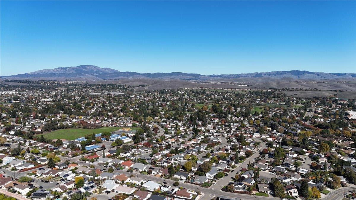 Detail Gallery Image 40 of 44 For 8831 Oliver Pl, Dublin,  CA 94568 - 4 Beds | 2/1 Baths