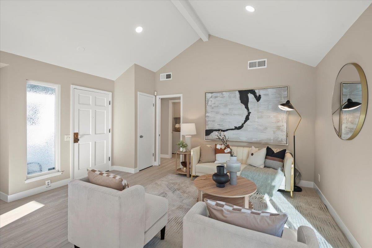 Detail Gallery Image 5 of 17 For 1656 Belleville Way, Sunnyvale,  CA 94087 - 2 Beds | 1 Baths