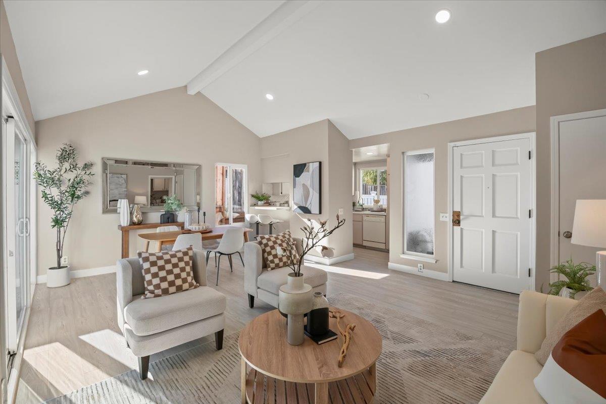 Detail Gallery Image 6 of 17 For 1656 Belleville Way, Sunnyvale,  CA 94087 - 2 Beds | 1 Baths